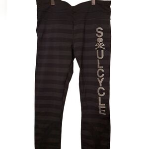 LULULEMON FOR SOULCYCLE RUN INSPIRE CROP PANTS BLACK & GRAY SKULL 8